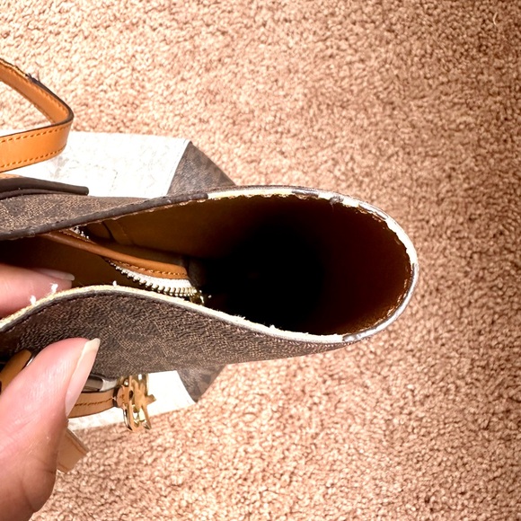 Michael kors purse and wallet - Picture 5 of 6